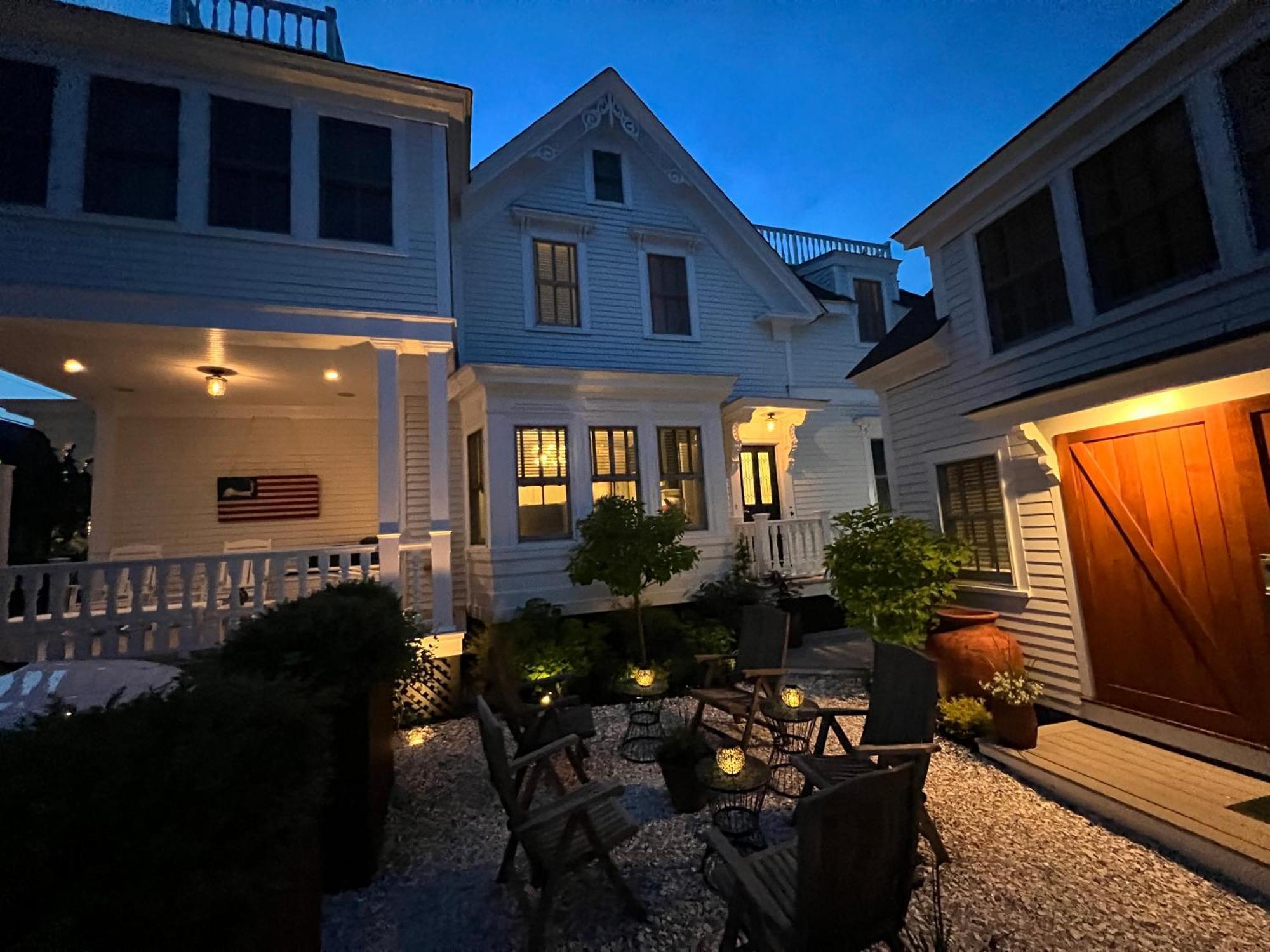 White Porch Gasthof 4*