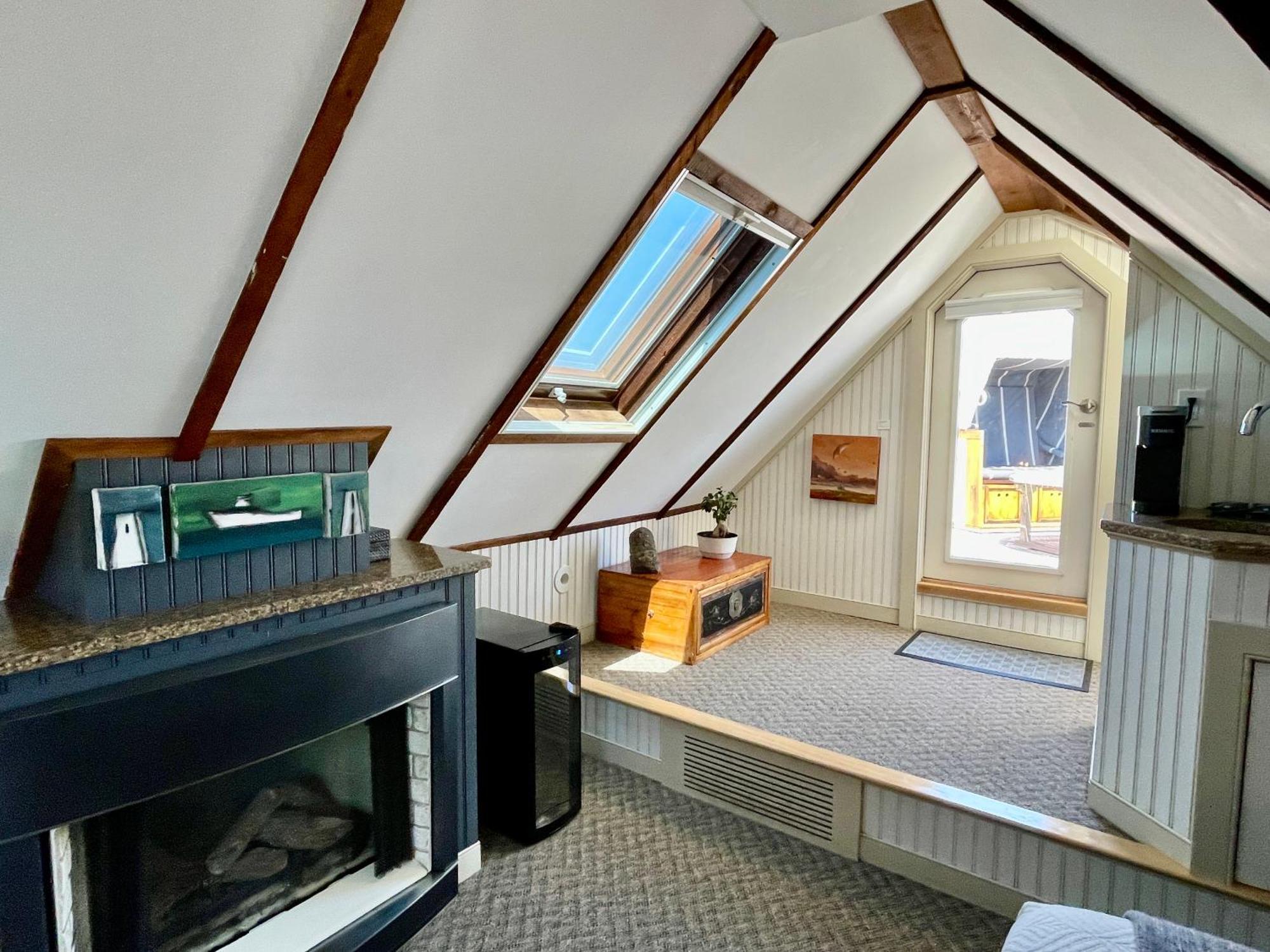 White Porch Guest house 4*