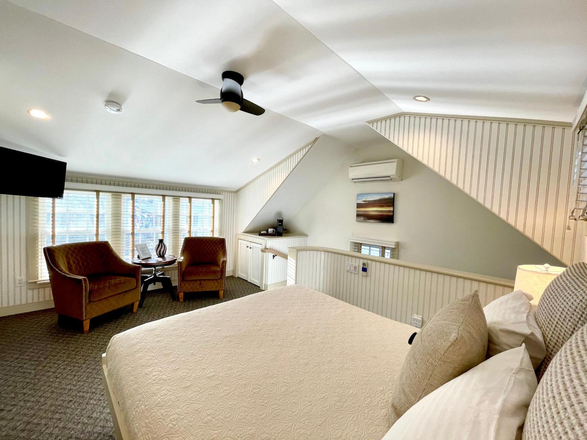 White Porch Guest house Provincetown