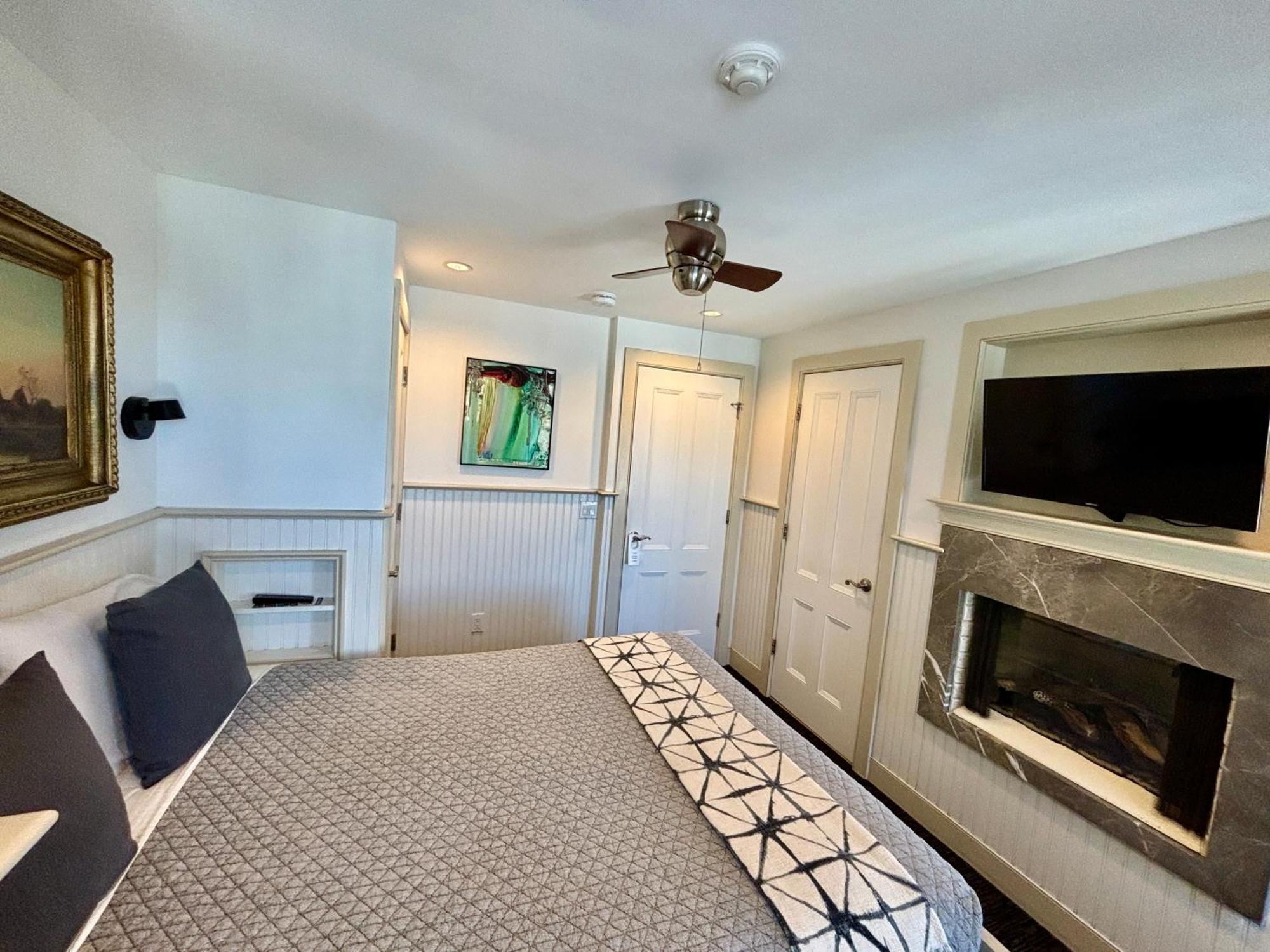 White Porch Guest house