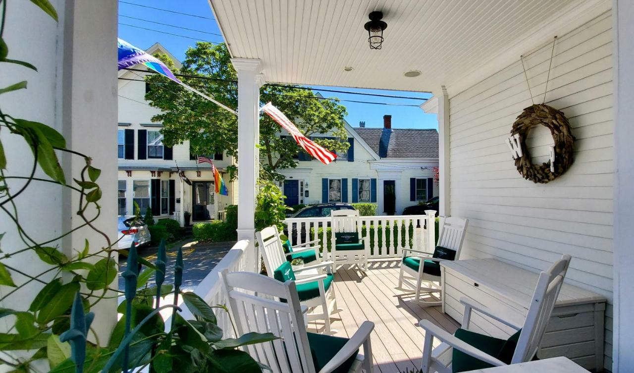 White Porch 4*